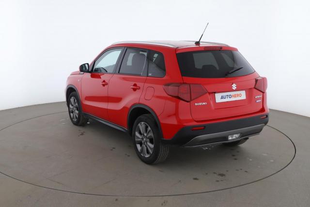 Suzuki Vitara image 6