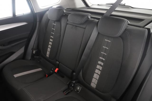 Bmw X1 image 2