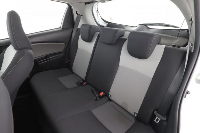 Toyota Yaris image 2