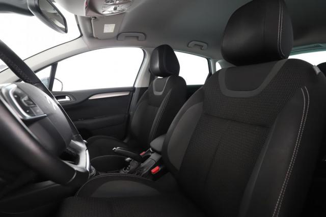 Citroen C4 image 8