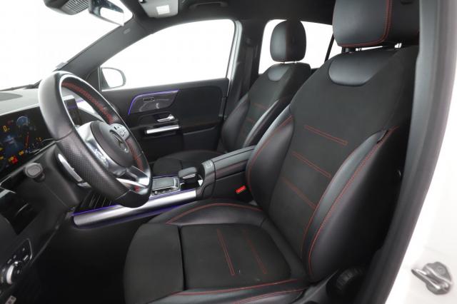 Mercedes Benz Gla image 8