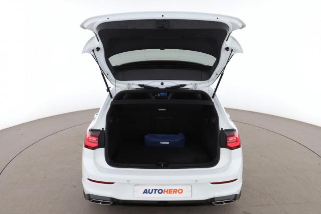 Volkswagen Golf image 7