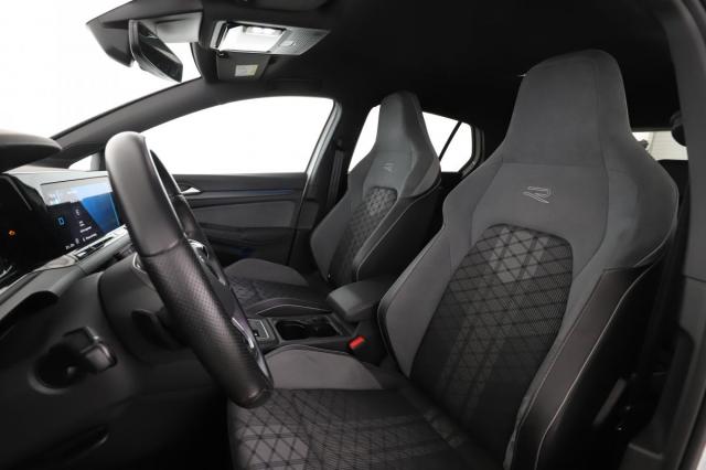 Volkswagen Golf image 1
