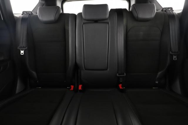 Ford Kuga image 1