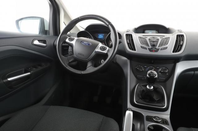 Ford C-Max image 5
