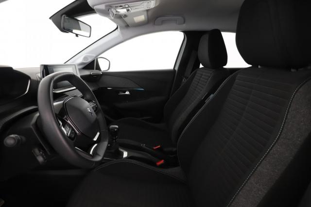 Peugeot 208 image 7