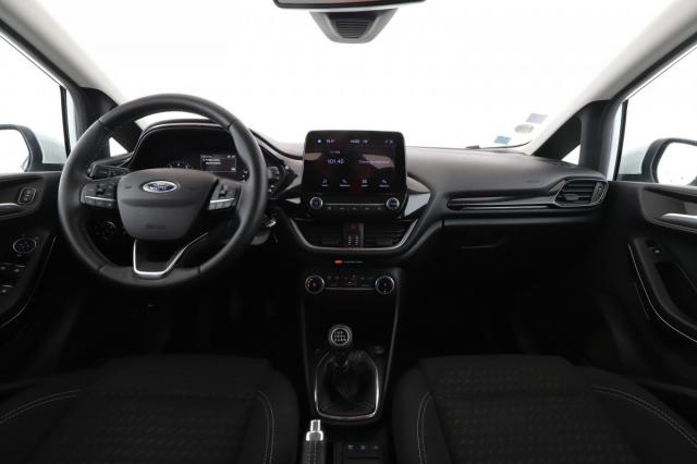 Ford Fiesta image 7