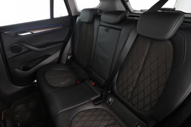 Bmw X1 image 6
