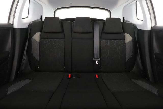 Peugeot 2008 image 7