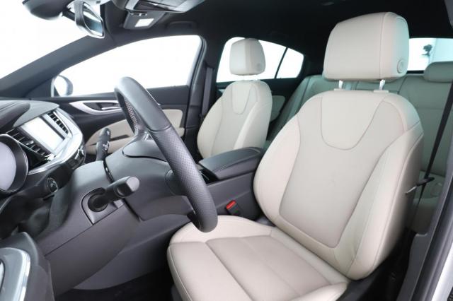 Opel Insignia image 6