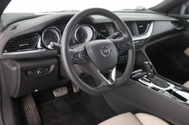 Opel Insignia image 9