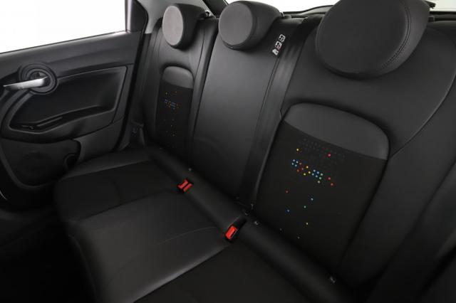 Fiat 500x image 7