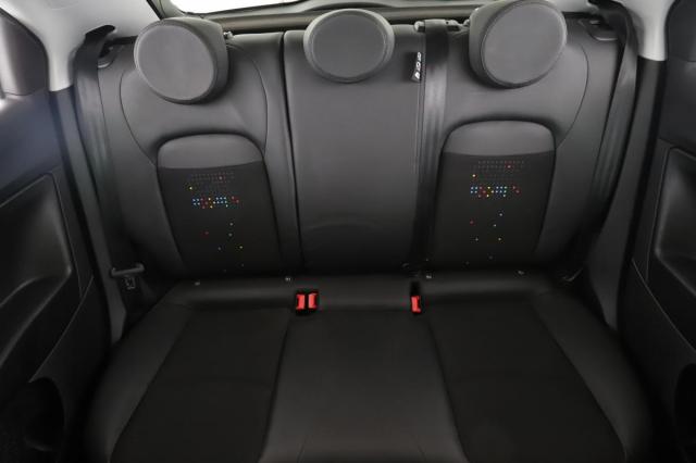 Fiat 500x image 9
