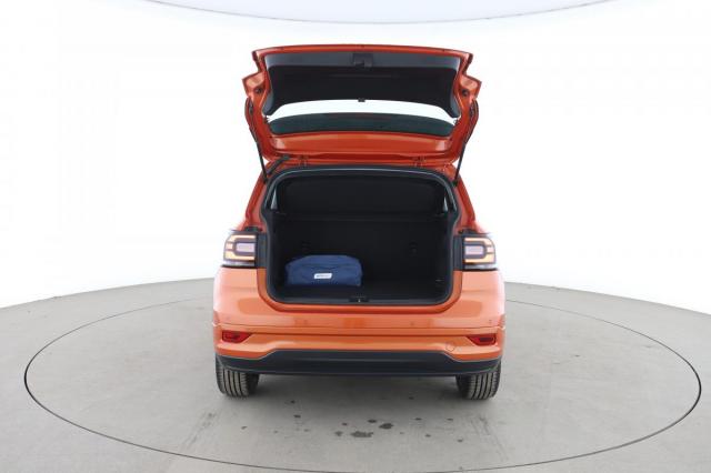 Volkswagen T-Cross image 2