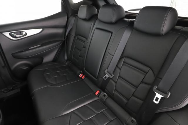 Nissan Qashqai image 1