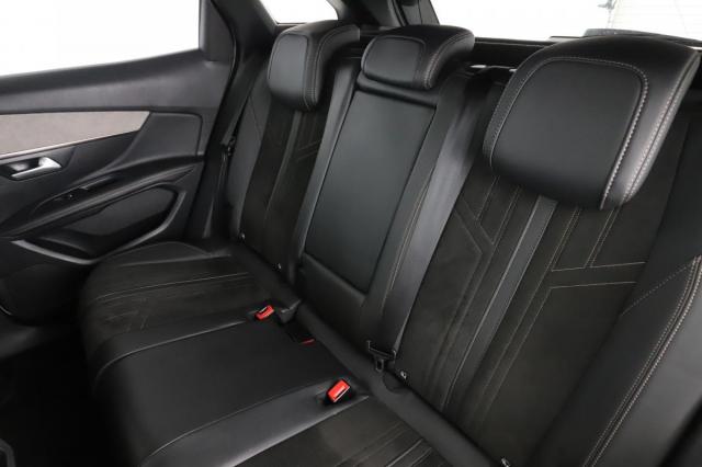 Peugeot 3008 image 8