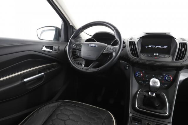 Ford Kuga image 1