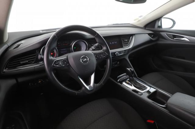 Opel Insignia image 1