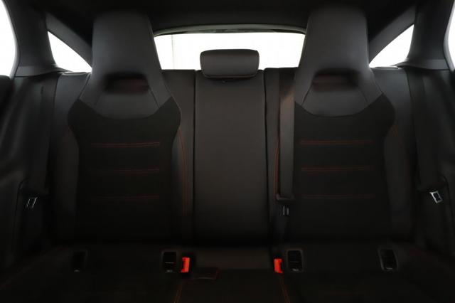 Mercedes Benz Cla Shooting Brake image 7