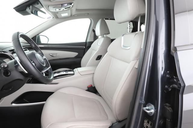 Hyundai Tucson image 8