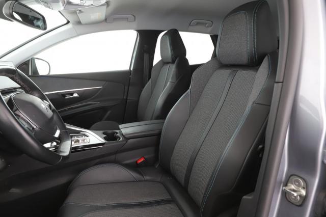 Peugeot 3008 image 6