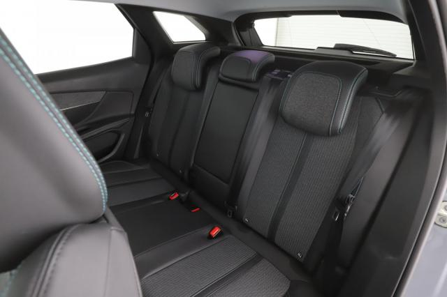 Peugeot 3008 image 8
