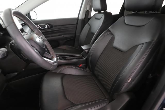 Jeep Compass image 9