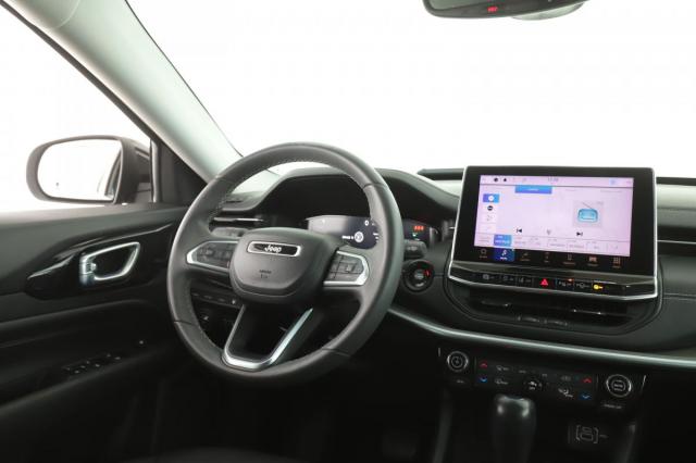 Jeep Compass image 6