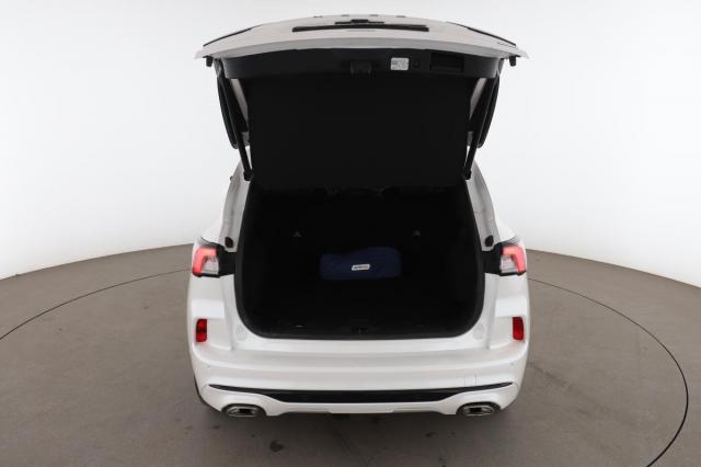 Ford Kuga image 7