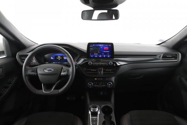 Ford Kuga image 2