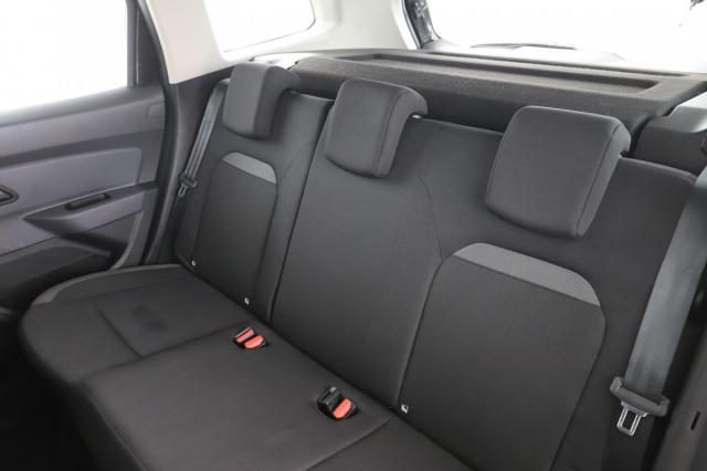 Dacia Duster image 1