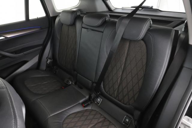 Bmw X1 image 2