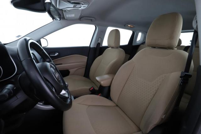 Jeep Compass image 8