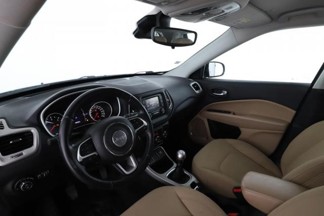 Jeep Compass image 2