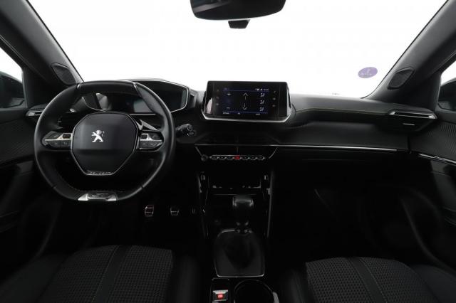 Peugeot 2008 image 6