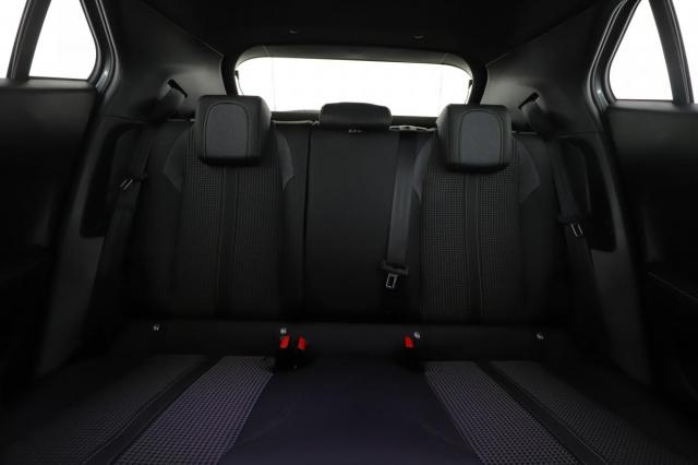 Peugeot 2008 image 7