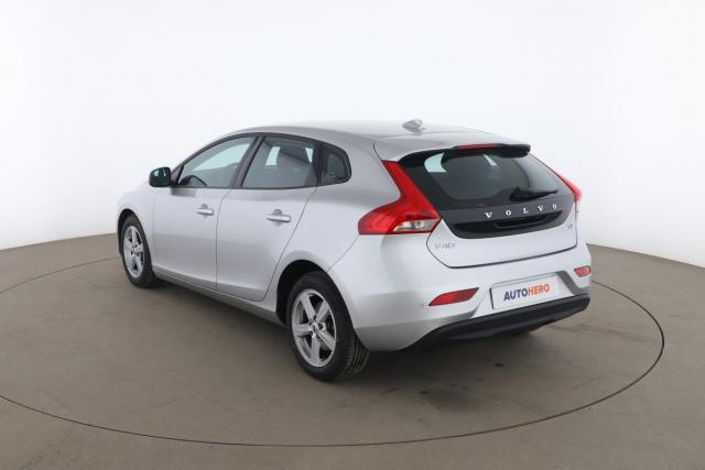 Volvo V40 image 8