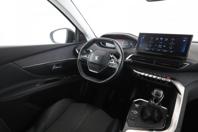 Peugeot 2008 image 7