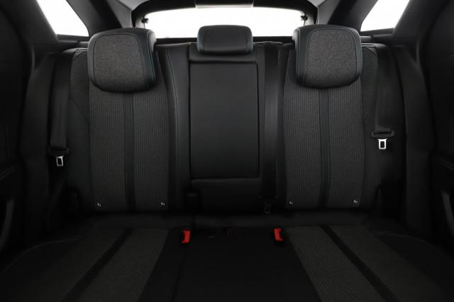Peugeot 2008 image 5