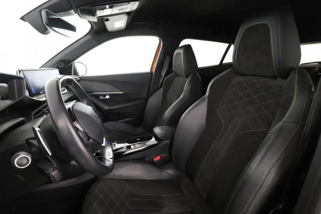 Peugeot 2008 image 6