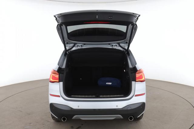Bmw X1 image 1