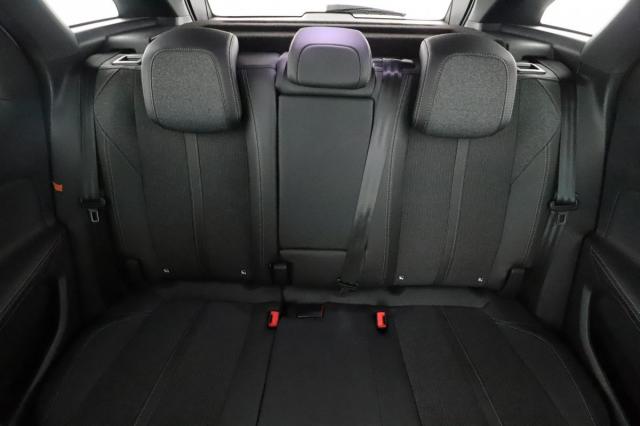 Peugeot 3008 image 2