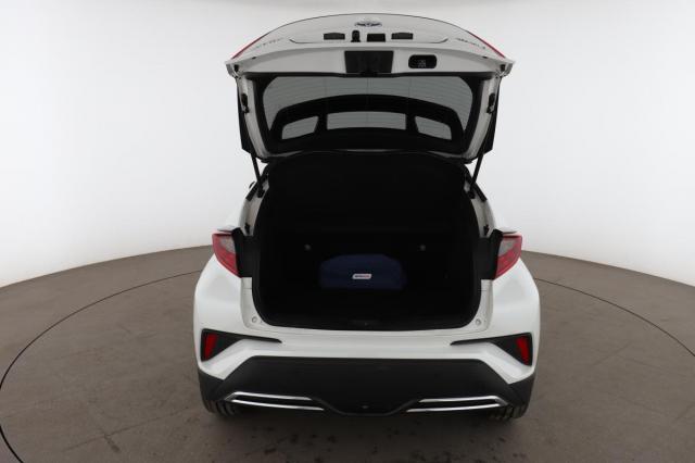 Toyota C-Hr image 5