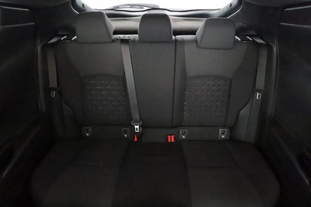 Toyota C-Hr image 1