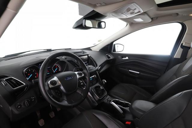 Ford Kuga image 4