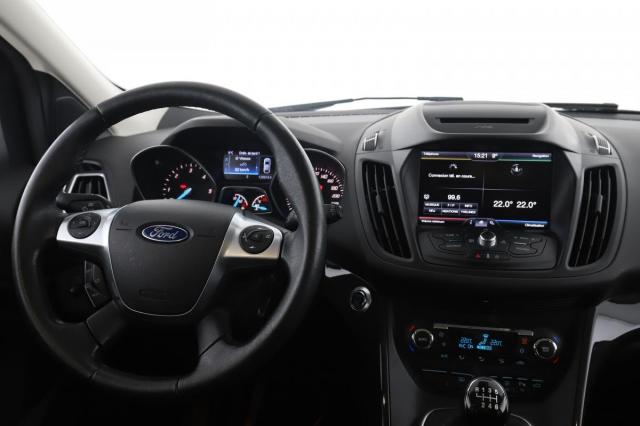 Ford Kuga image 1
