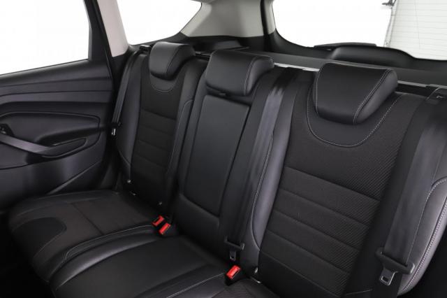 Ford Kuga image 7