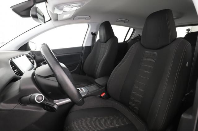 Peugeot 308 image 7