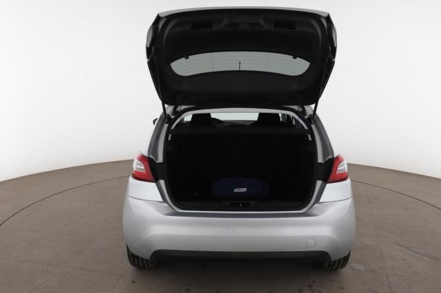 Peugeot 308 image 6