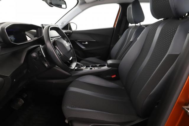 Peugeot 2008 image 6